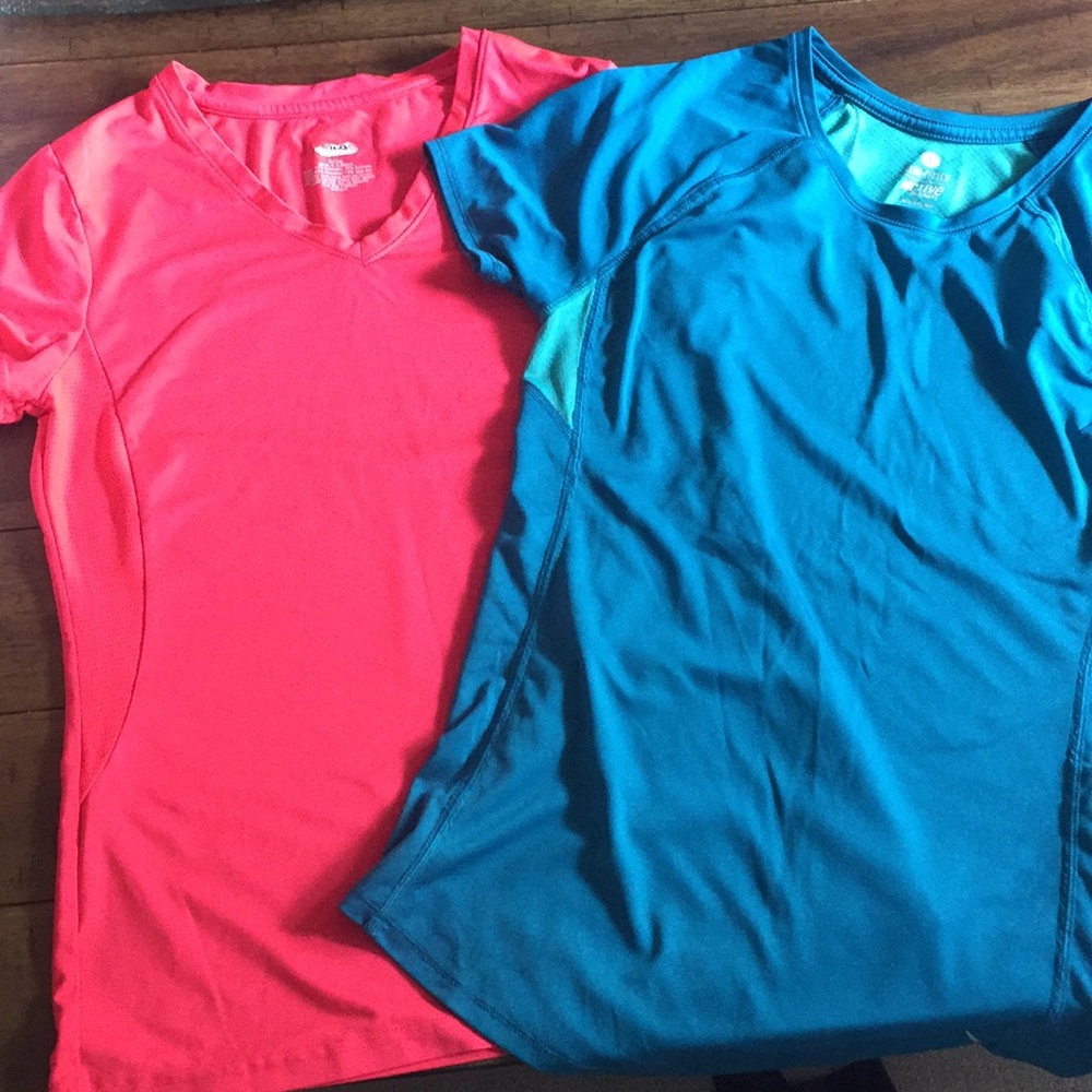 Workout short sleeve shirts